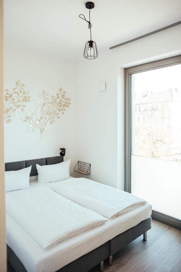 The Rix Studios & Suites Near Sbahn Neukolln Berlim Exterior foto