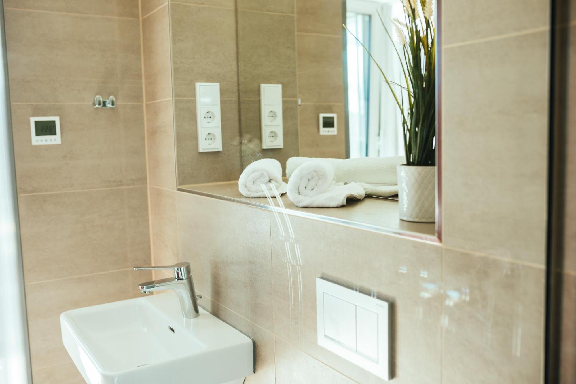 The Rix Studios & Suites Near Sbahn Neukolln Berlim Quarto foto
